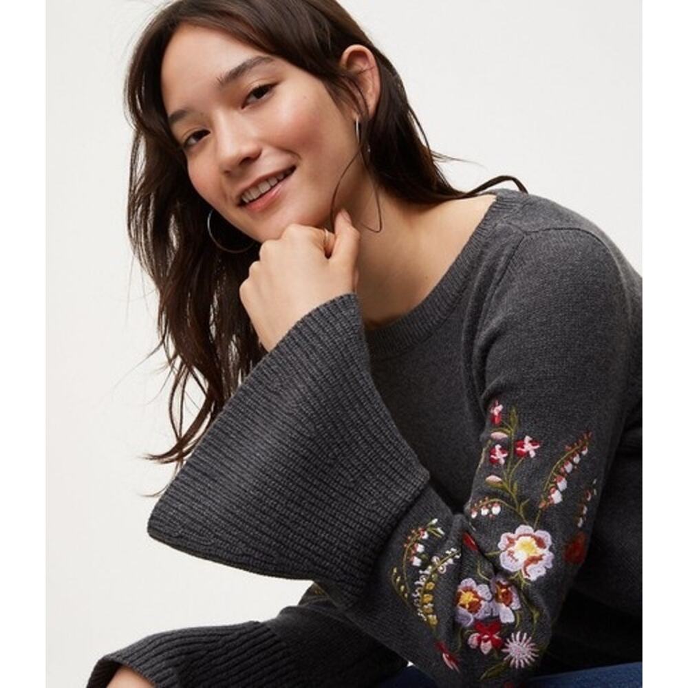 Loft Flare‎ Sleeve Sweater Women’s Large Embroidered Bohemian Trumpet Feminine